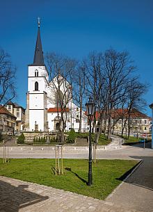 Kapitulní kostel Povýšení sv. Kříže, zdroj: archív Vydavatelství MCU, foto: Libor Sváček